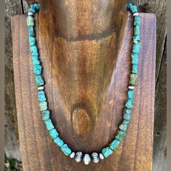 Southwestern 925 Sterling Silver Turquoise Nuggets Pearls Bead Necklace. 18 inch